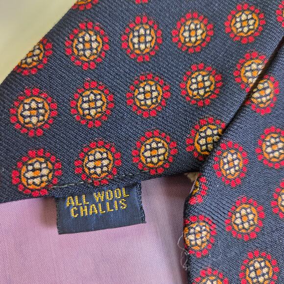 Dayton's Northbriar Shop Wool Challis Tie Navy Red Medallion Vintage 4.5"x55" - Picture 4 of 8